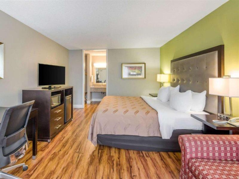 Inn Quality Airport Roanoke