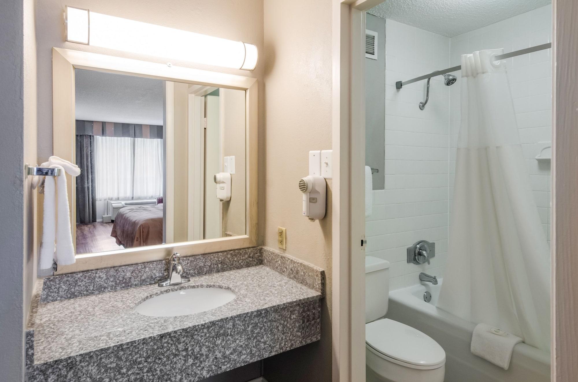 Quality Airport Inn