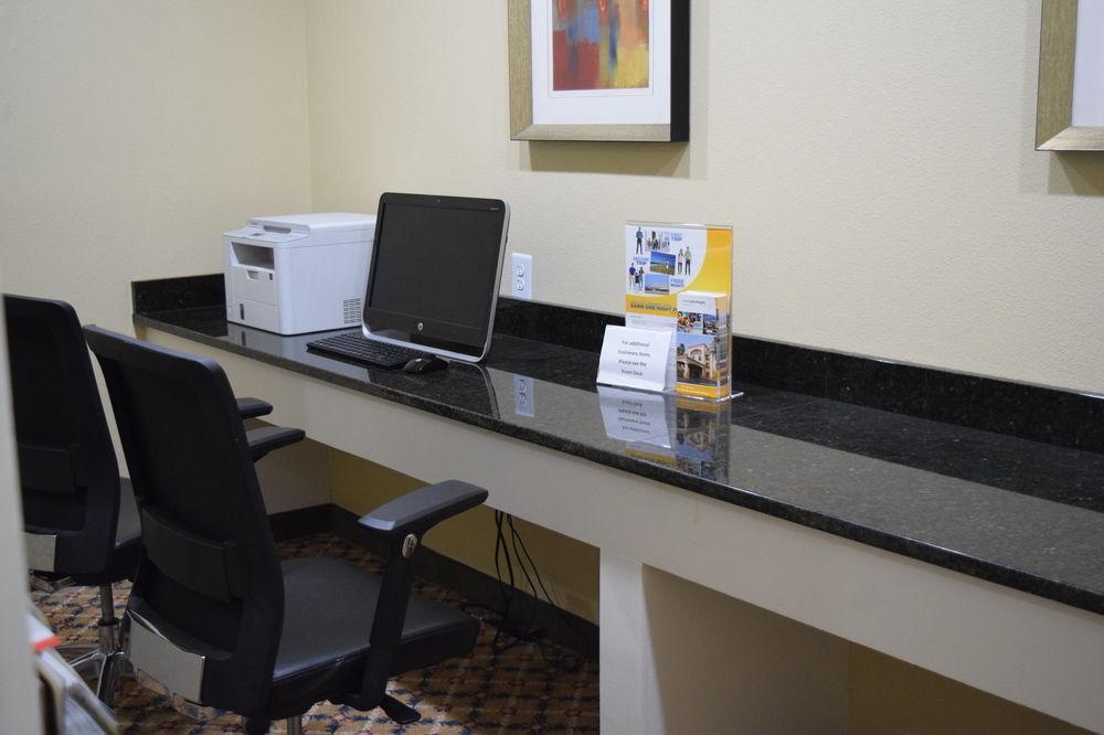 Quality Airport Inn