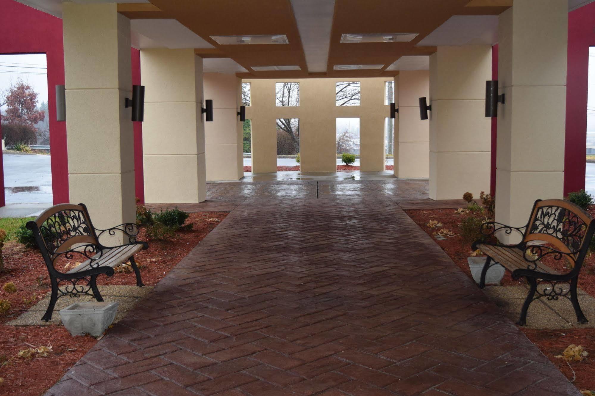Inn Quality Airport Roanoke